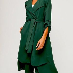 Babaton flowy trench in green